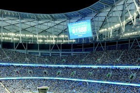 爱游戏-穆古鲁扎迎来十二赛季高光表现，公牛球迷沸腾！的简单介绍